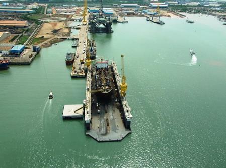 Great Danger Signal 10 At Kakinada Port As Cyclone Montha Nears Andhra Pradesh Coast (Lead) Great Danger Signal 10 At Kakinada Port As Cyclone Montha Nears Andhra Pradesh Coast (Lead)