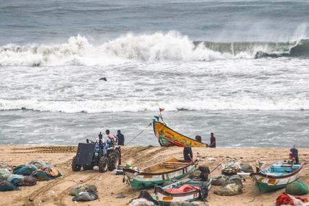 Alert In TN Ports As Cyclone 'Montha' Nears Andhra Coast, Chennai, Northern TN Districts Brace For Heavy Rain Alert In TN Ports As Cyclone 'Montha' Nears Andhra Coast, Chennai, Northern TN Districts Brace For Heavy Rain