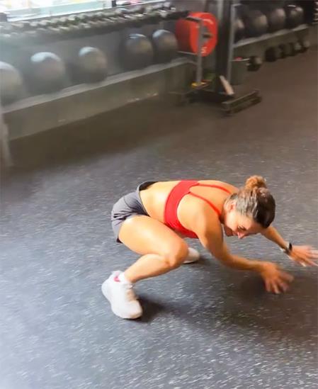 Sanya Malhotra Enjoys Her Weird Workout, Says 'Sanity Is Overrated' Sanya Malhotra Enjoys Her Weird Workout, Says 'Sanity Is Overrated'