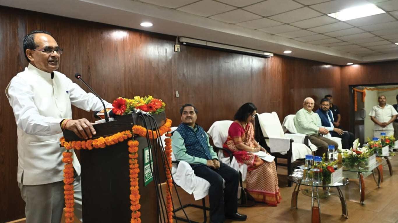 Agri Minister Launches Seed Management 2.0 & NSC's New Seed Processing Units Across India Agri Minister Launches Seed Management 2.0 & NSC's New Seed Processing Units Across India