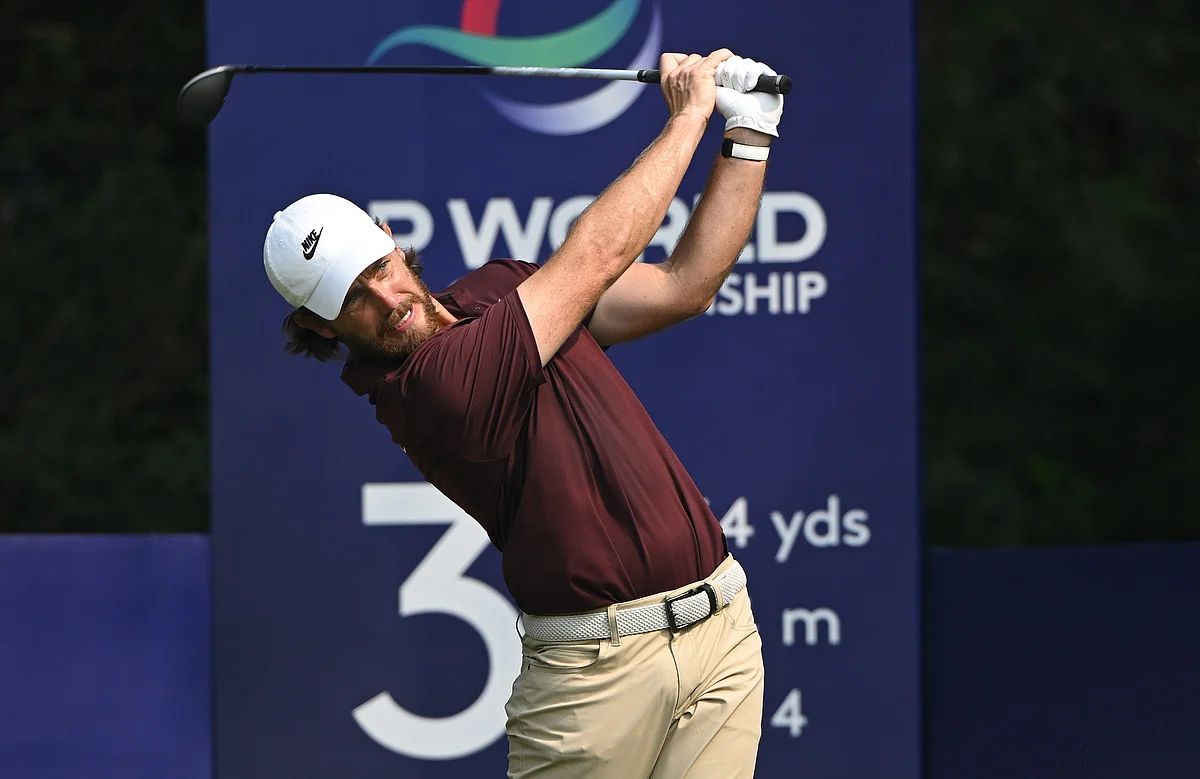 Ryder Cup Stars: Fleetwood & Lowry Lead Abu Dhabi HSBC Championship Ryder Cup Stars: Fleetwood & Lowry Lead Abu Dhabi HSBC Championship