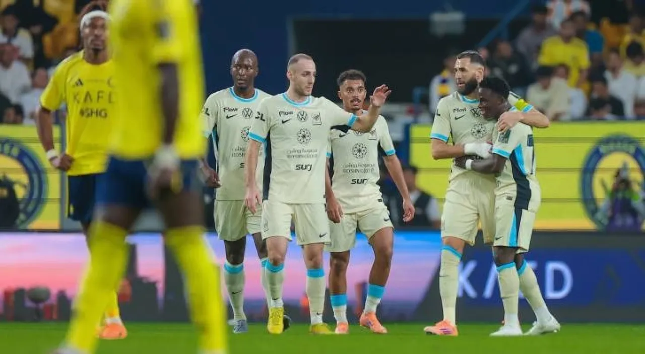 الاتحاد يقصي النصر من كأس خادم الحرمين الاتحاد يقصي النصر من كأس خادم الحرمين