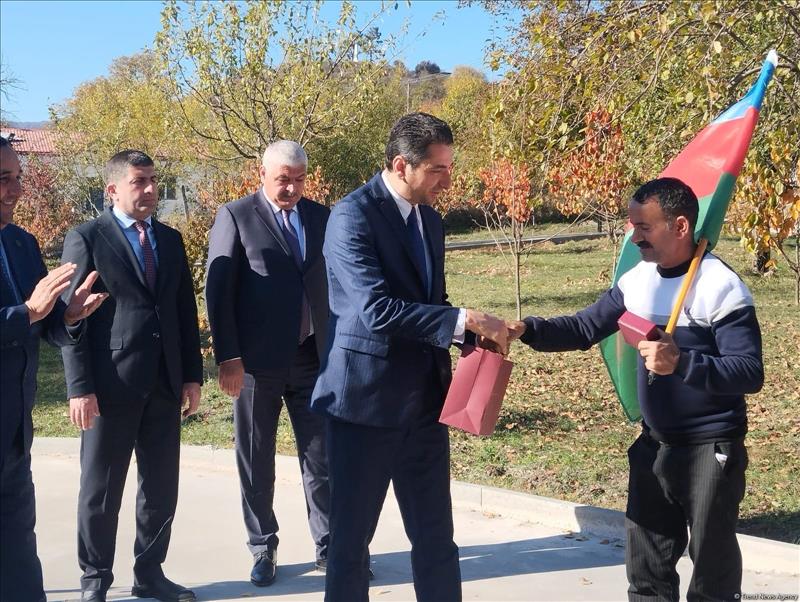 New Wave Of Ex-Idps Setting In Khojaly's Badara Village, Get Keys To Homes (PHOTO) New Wave Of Ex-Idps Setting In Khojaly's Badara Village, Get Keys To Homes (PHOTO)