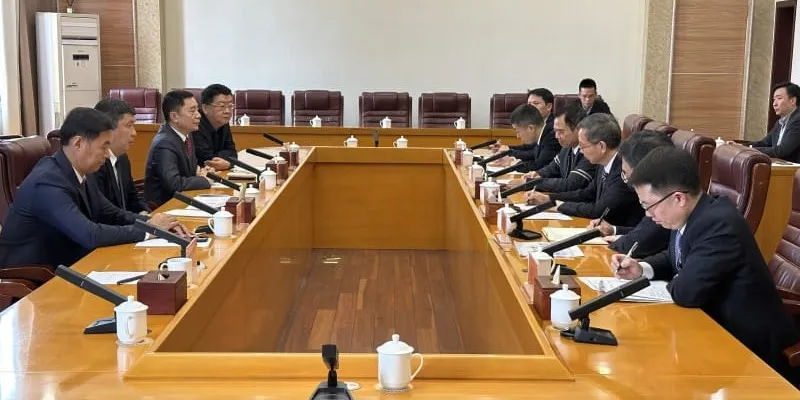 Kyrgyz And Chinese Mayors Discuss Expanding Economic And Cultural Ties Kyrgyz And Chinese Mayors Discuss Expanding Economic And Cultural Ties