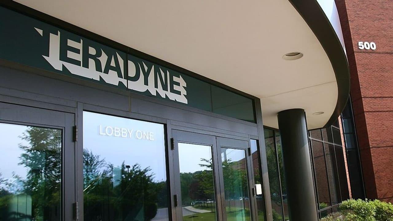 Teradyne Stock Soars After-Hours As AI Demand Spurs Q3 Beat, CFO To Step Down Teradyne Stock Soars After-Hours As AI Demand Spurs Q3 Beat, CFO To Step Down