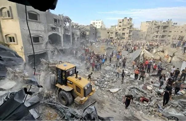 3 شهداء في قصف إسرائيلي على خيام نازحين بالمواصي غربي خان يونس 3 شهداء في قصف إسرائيلي على خيام نازحين بالمواصي غربي خان يونس