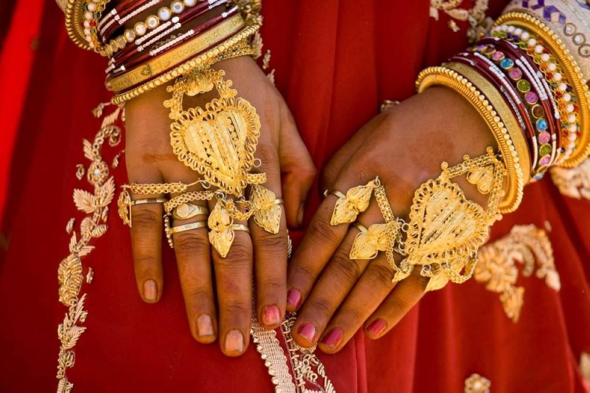 الهند تسرع استعادة الذهب المخزن في الخارج خوفاً من مصير روسيا الهند تسرع استعادة الذهب المخزن في الخارج خوفاً من مصير روسيا