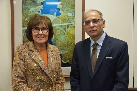 Indian Envoy Meets US Senator, Appreciates Support For Indo-US Counter-Terrorism Efforts Indian Envoy Meets US Senator, Appreciates Support For Indo-US Counter-Terrorism Efforts