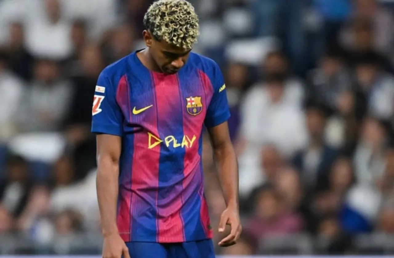 قلق داخل برشلونة من تصرفات لامين يامال قلق داخل برشلونة من تصرفات لامين يامال