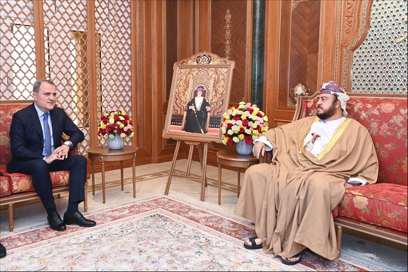 Azerbaijani FM Holds Key Talks With Oman Sultan's Special Envoy (PHOTO)