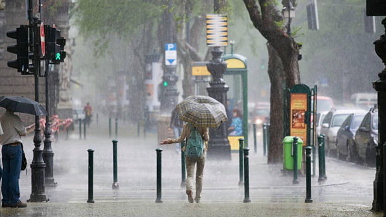 Kolkata Weather LATEST Update: Heavy Rain To Continue For 2 More Days? Check Forecast Kolkata Weather LATEST Update: Heavy Rain To Continue For 2 More Days? Check Forecast