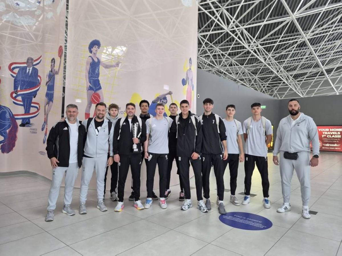 فريق دبي لكرة السلة يتوج بلقب "كفارنر 2025" الدولية للشباب بكرواتيا فريق دبي لكرة السلة يتوج بلقب "كفارنر 2025" الدولية للشباب بكرواتيا
