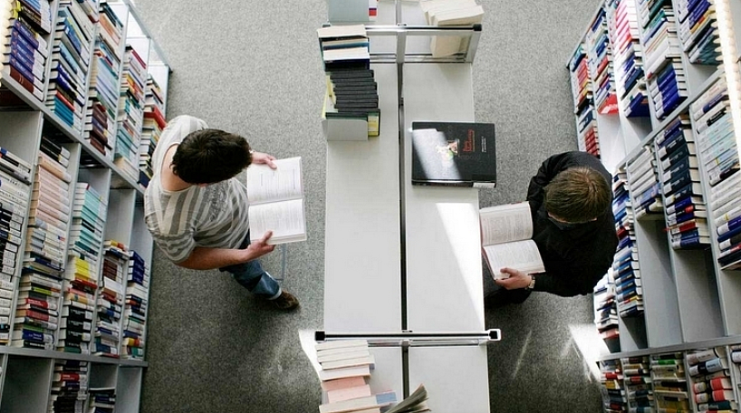 Dubai's Higher Education Enrolment Set To Soar 40% By 2030 Drawing Global Students  Dubai's Higher Education Enrolment Set To Soar 40% By 2030 Drawing Global Students