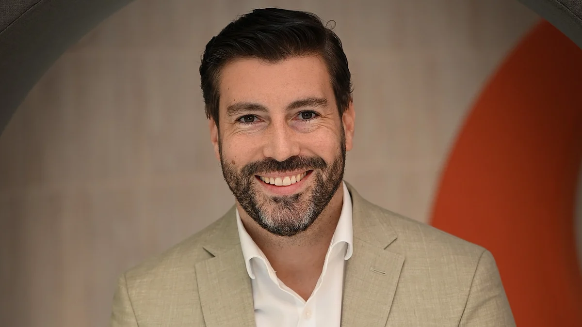 EXCLUSIVE: Meet Michael Chandler, Bodyguard To Hollywood Celebrities And Royalty  EXCLUSIVE: Meet Michael Chandler, Bodyguard To Hollywood Celebrities And Royalty