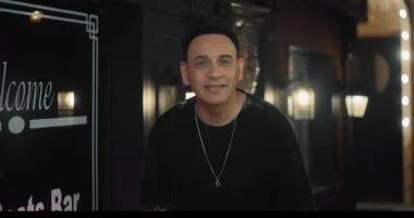 مصطفى قمر يطرح ثانى أغانى ألبومه الجديد بعنوان أصل الأيام.. فيديو مصطفى قمر يطرح ثانى أغانى ألبومه الجديد بعنوان أصل الأيام.. فيديو