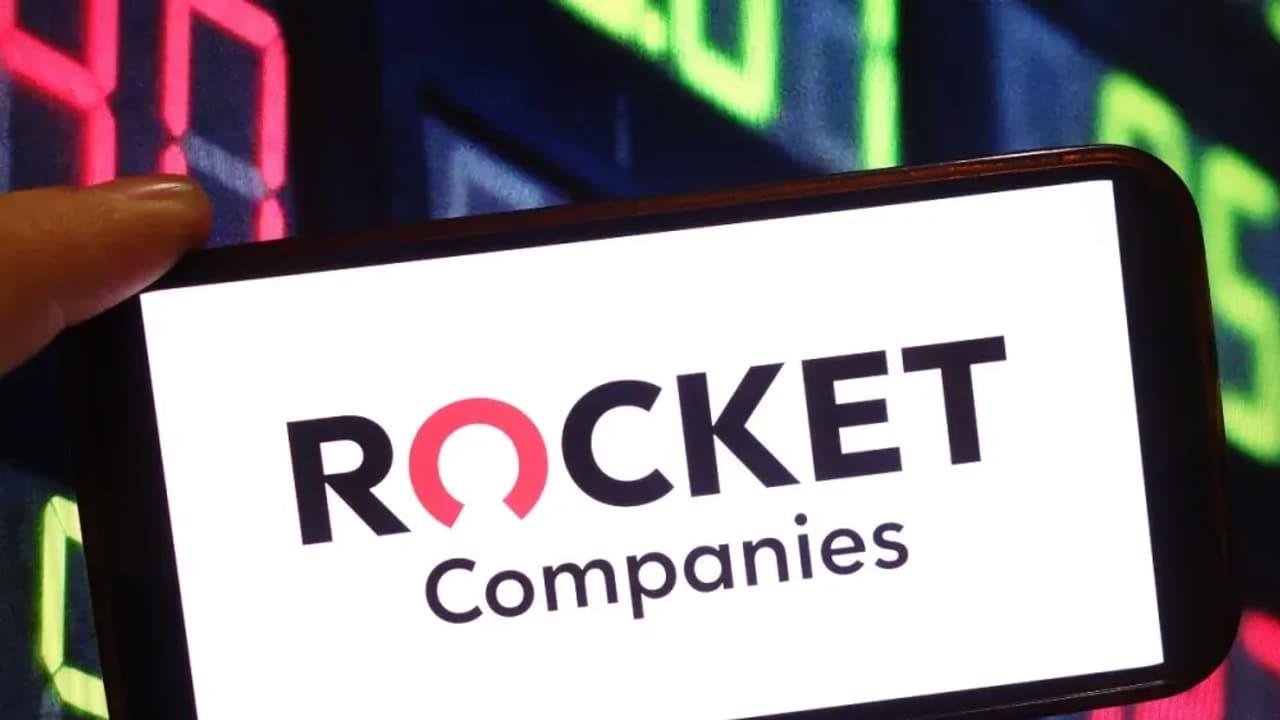 Rocket Stock Takes Off After Big Q3 Earnings Beat - Retail Bulls See Housing Turning The Corner As Rates Ease Rocket Stock Takes Off After Big Q3 Earnings Beat - Retail Bulls See Housing Turning The Corner As Rates Ease