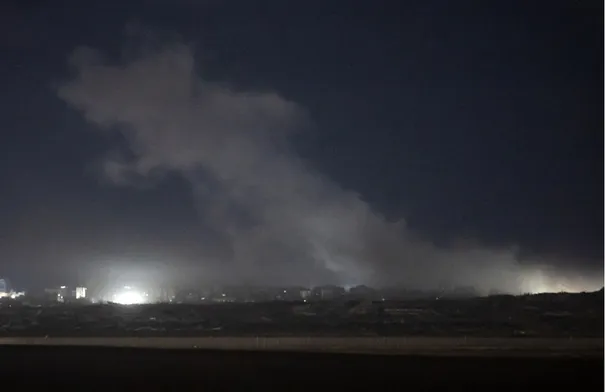 الاحتلال يواصل خرق اتفاق وقف إطلاق النار بقصف مناطق عدة بقطاع غزة الاحتلال يواصل خرق اتفاق وقف إطلاق النار بقصف مناطق عدة بقطاع غزة