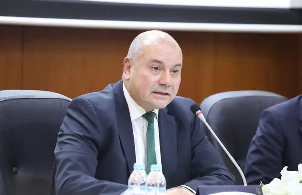 العودات يطلق حواريات تعزيز مشاركة طلبة الجامعات الأردنية في الحياة السياسية العودات يطلق حواريات تعزيز مشاركة طلبة الجامعات الأردنية في الحياة السياسية