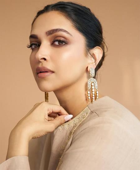 Deepika Padukone Extends Support To Jemimah Rodrigues After She Opens Up About Battle With Anxiety Deepika Padukone Extends Support To Jemimah Rodrigues After She Opens Up About Battle With Anxiety