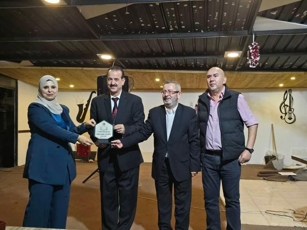 توقيع رواية بعنوان مختلفة يليق بك أن تكوني أنثى في نادي الفنانين بإربد توقيع رواية بعنوان مختلفة يليق بك أن تكوني أنثى في نادي الفنانين بإربد