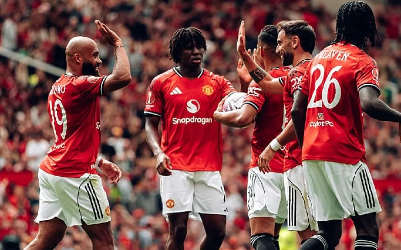 كيف عاد مانشستر يونايتد إلى الطريق الصحيح ؟ كيف عاد مانشستر يونايتد إلى الطريق الصحيح ؟