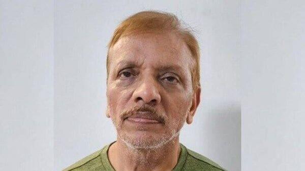 Fake BARC Scientist Arrested In Mumbai With Forged Ids, 14 Maps And Alleged Nuclear Data    Aide Held In Jharkhand Fake BARC Scientist Arrested In Mumbai With Forged Ids, 14 Maps And Alleged Nuclear Data    Aide Held In Jharkhand