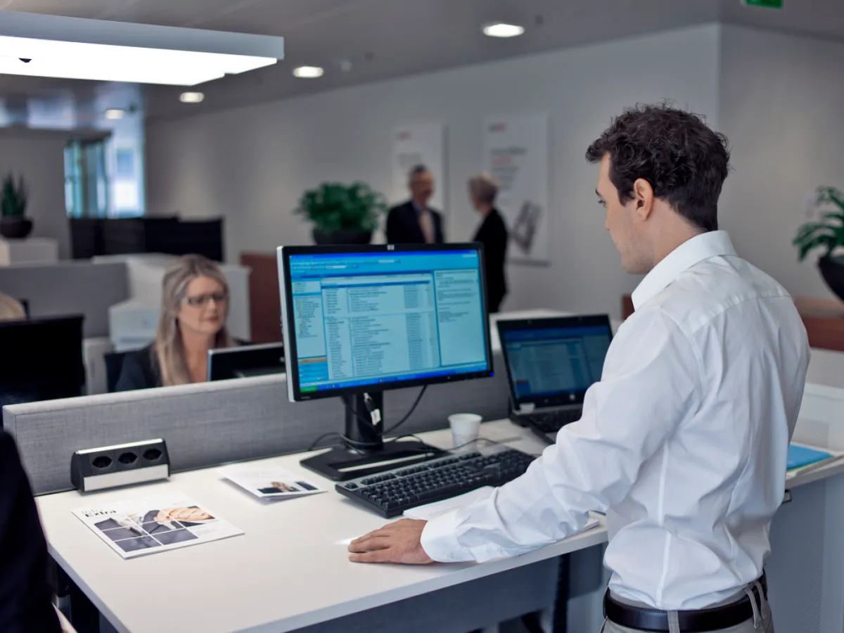 Job Vacancies In Swiss Banks Continue To Fall Job Vacancies In Swiss Banks Continue To Fall