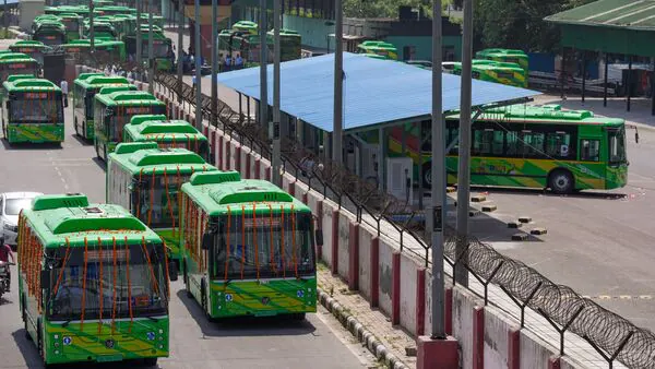 Tata Motors, JBM Among Half A Dozen Firms Eyeing India's Largest Electric Bus Tender Tata Motors, JBM Among Half A Dozen Firms Eyeing India's Largest Electric Bus Tender