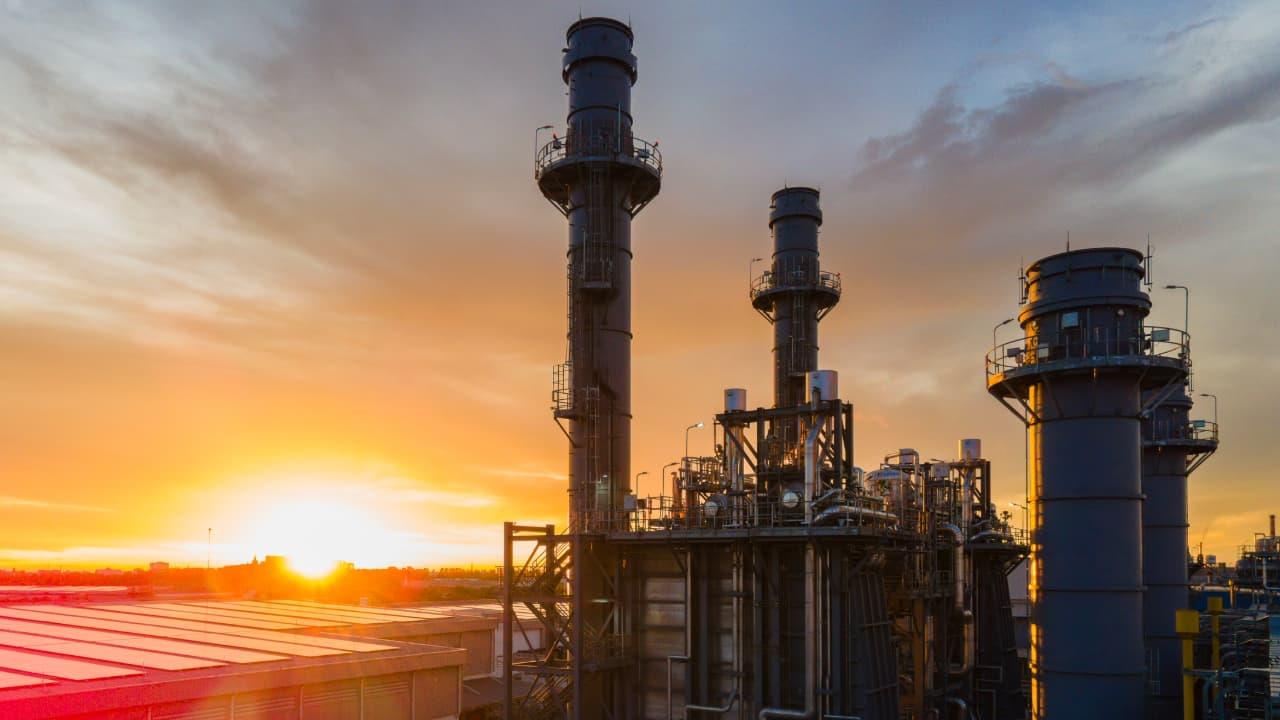 Global CO2 Emissions Hit Record High In 2025 As Fossil Fuel Use ...