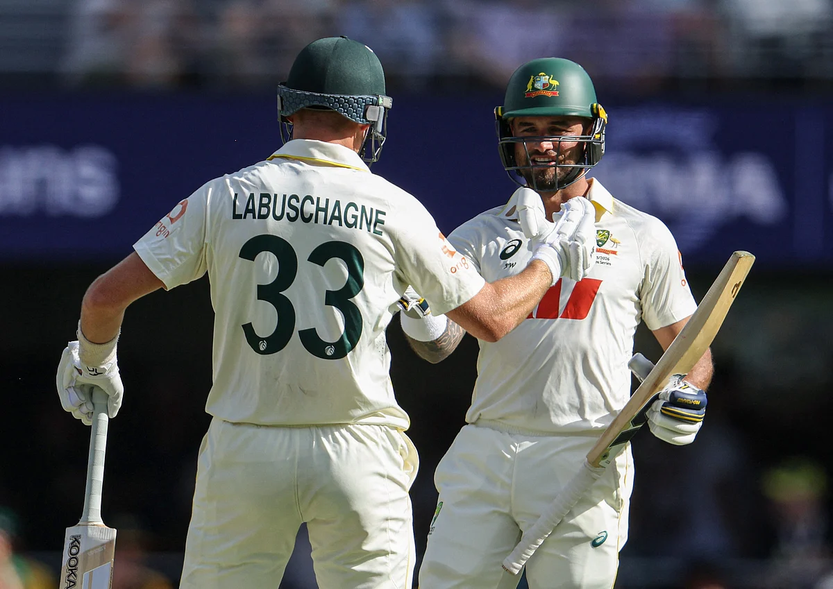 Australia Take Lead In Second Ashes Test As England Fumble At The Gabba