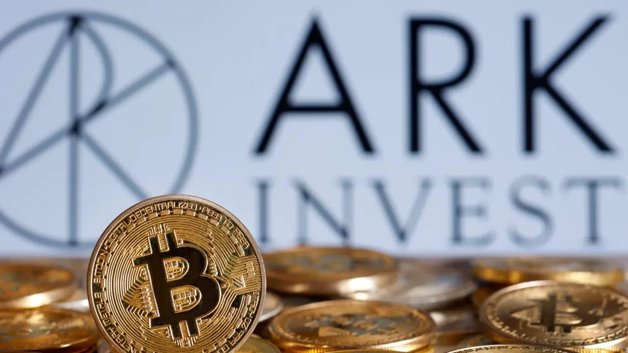 ARK Invest Buys More Crypto Stocks While Its Circle And Coinbase Positions  Sit At Losses
