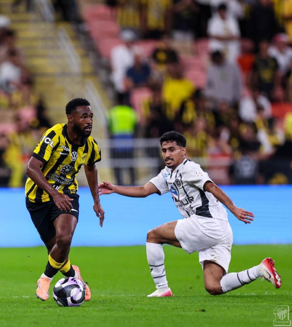 الاتحاد يحافظ على سجله المثير