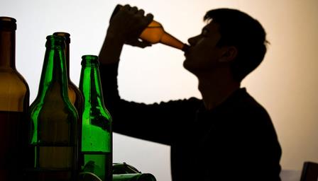 Binge Drinking Rapidly Damages Gut, Triggers Inflammation: Harvard Study | Quick Digest