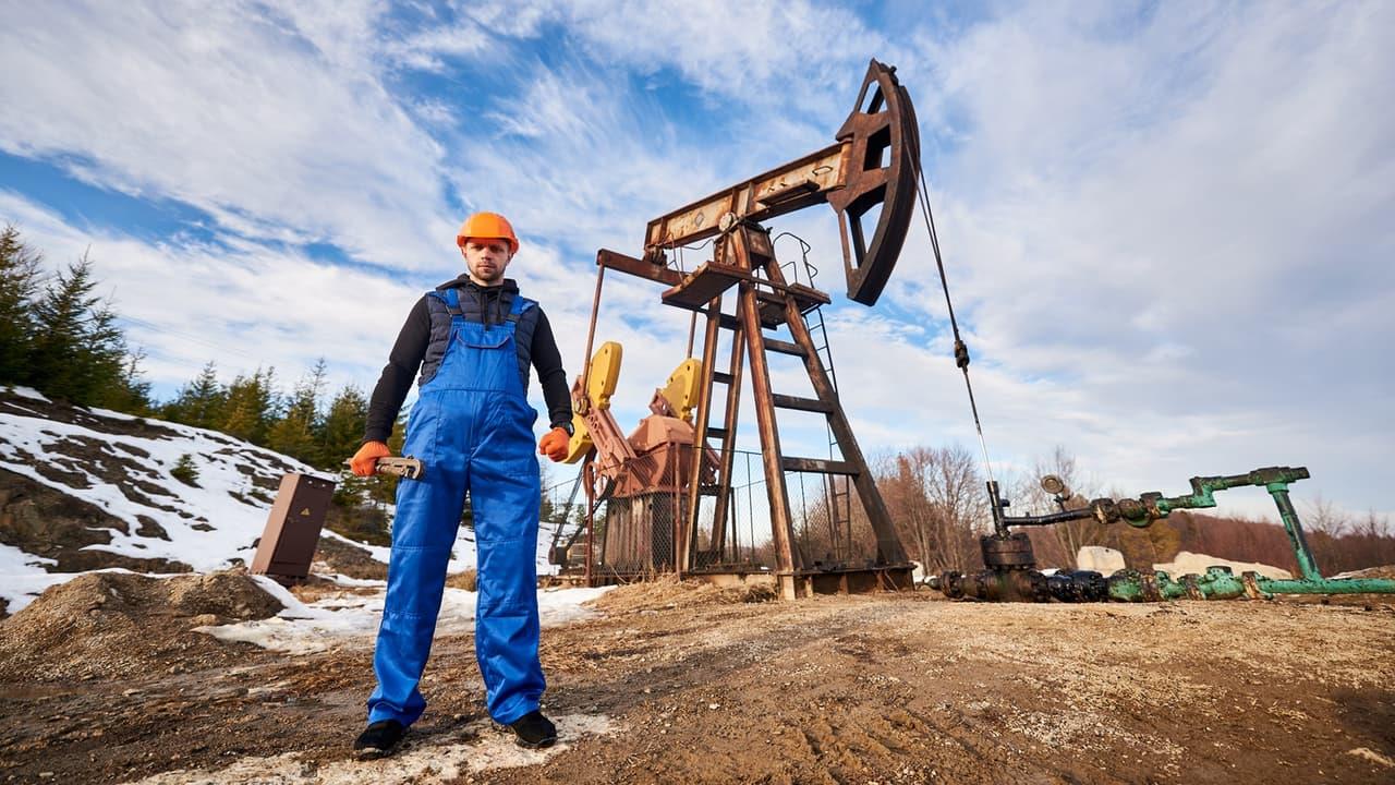 Crude Oil Price In US On January 21 2026: A Dip Amid Inventory Fears,  Geopolitical Tension