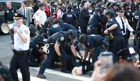 US Courts Scrutinise Immigration Detention, Delays