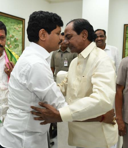 Former BRS MP Santosh Rao Appears Before SIT In Phone-Tapping Case