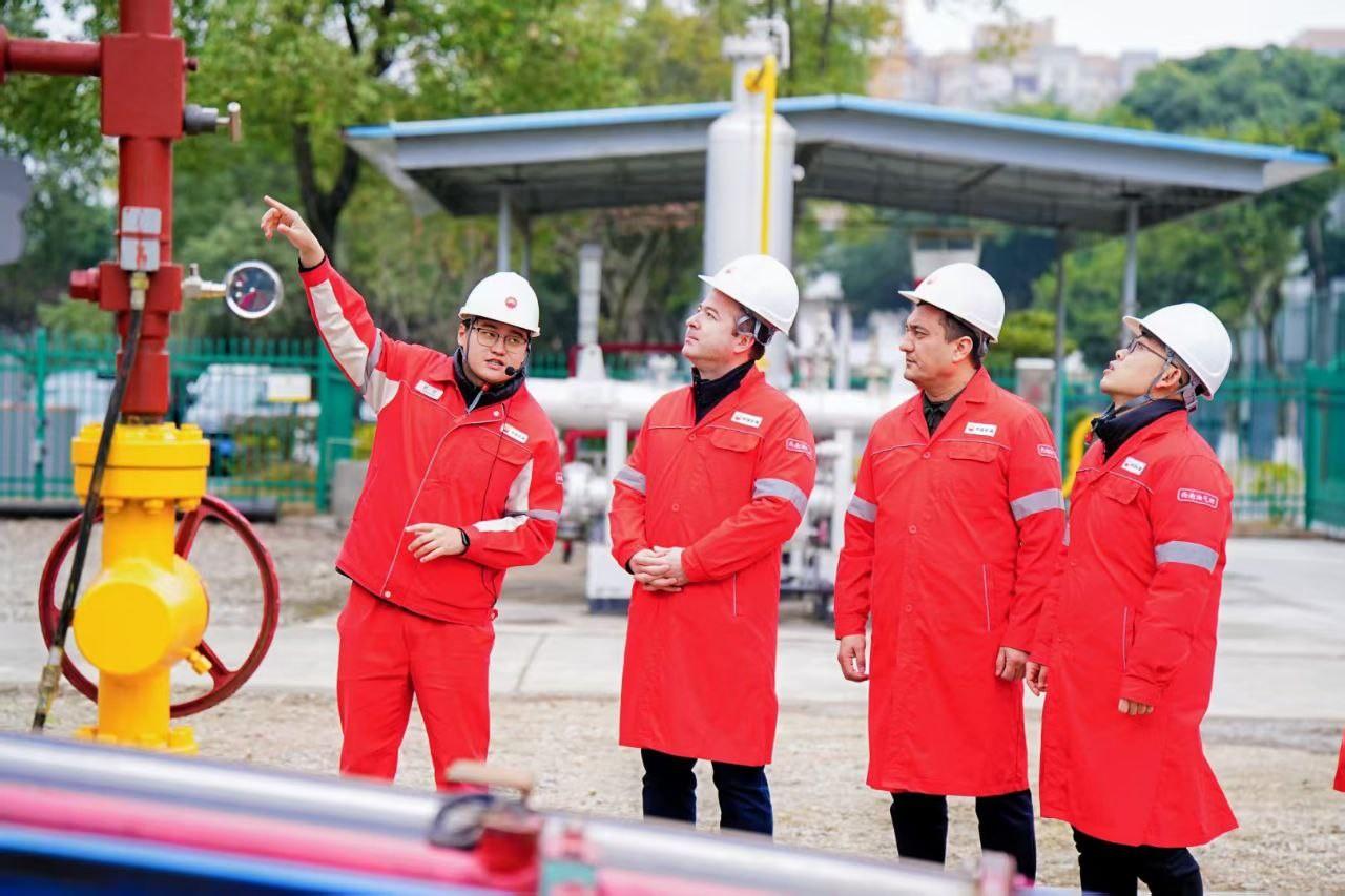 Uzbekneftegaz Turns To China's CNPC Expertise For Gas Production Growth