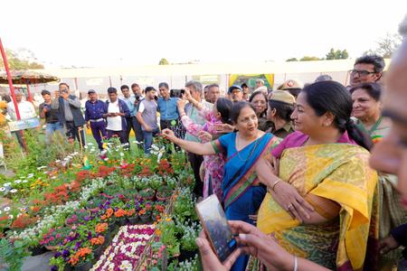 CM Rekha Gupta Lauds Kitchen Garden Body, Calls Participants 'Air Savers' At Delhi Flower Show