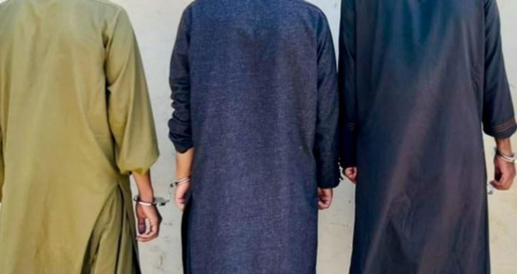 Afganistan'ın Nangarhar Eyaletinde 3 Kişinin Otomobil Hırsızlığından Dolayı Tutuklanması