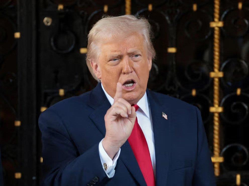 Trump Warns U.S. Forces Will Stay Near Iran Until Ceasefire Holds