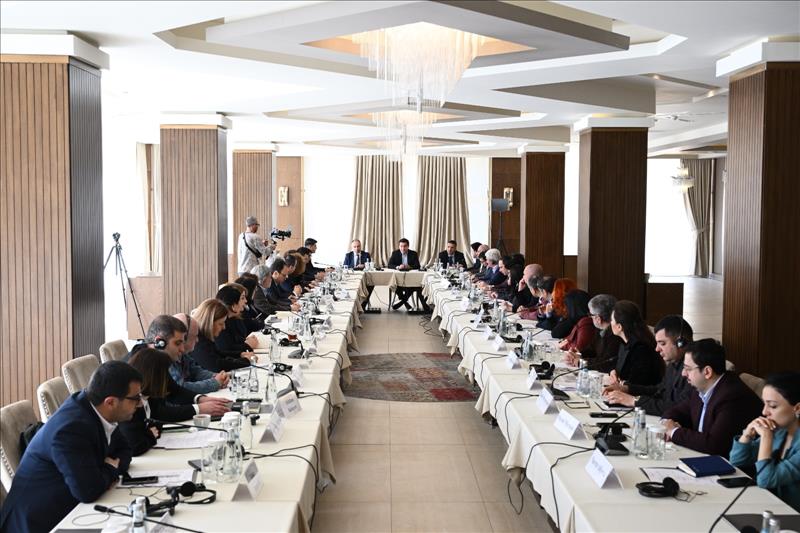 Azerbaijani Presidential Aide Meets With Azerbaijani And Armenian Civil Society Reps Within Peace Bridge Initiative (PHOTO/VIDEO)