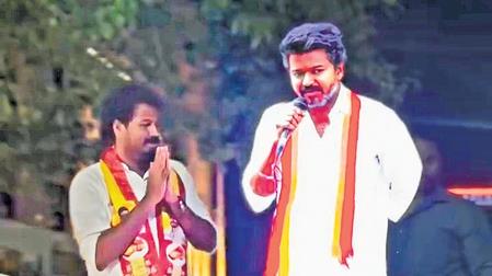 AI Hologram Campaigns Take TN Polls By Storm As Vijay's Virtual Avatar Draws Crowds