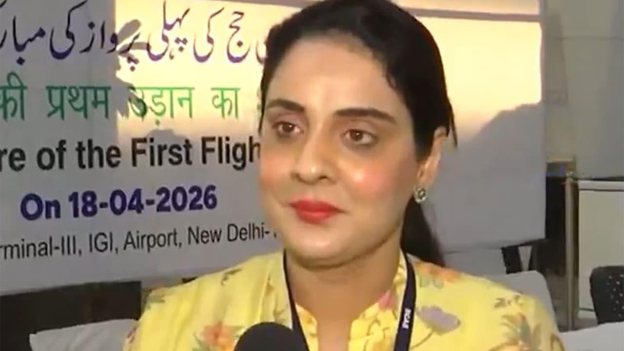 Hajj 2026: First Batch Of 371 Pilgrims Departs From New Delhi