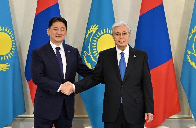 Presidents Of Kazakhstan, Mongolia Hold Narrow-Format Talks In Astana