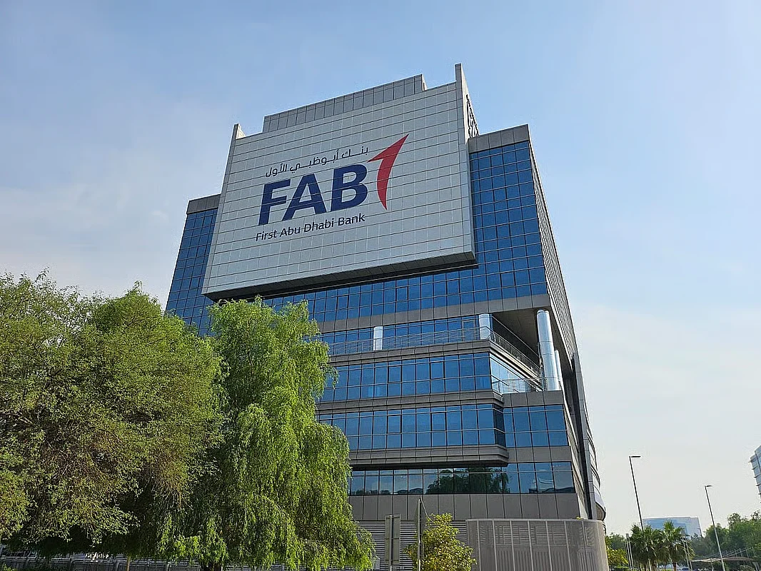 İlk Abu Dabi Bankası'nın Karı 5 Milyar Dh'yi Aştı