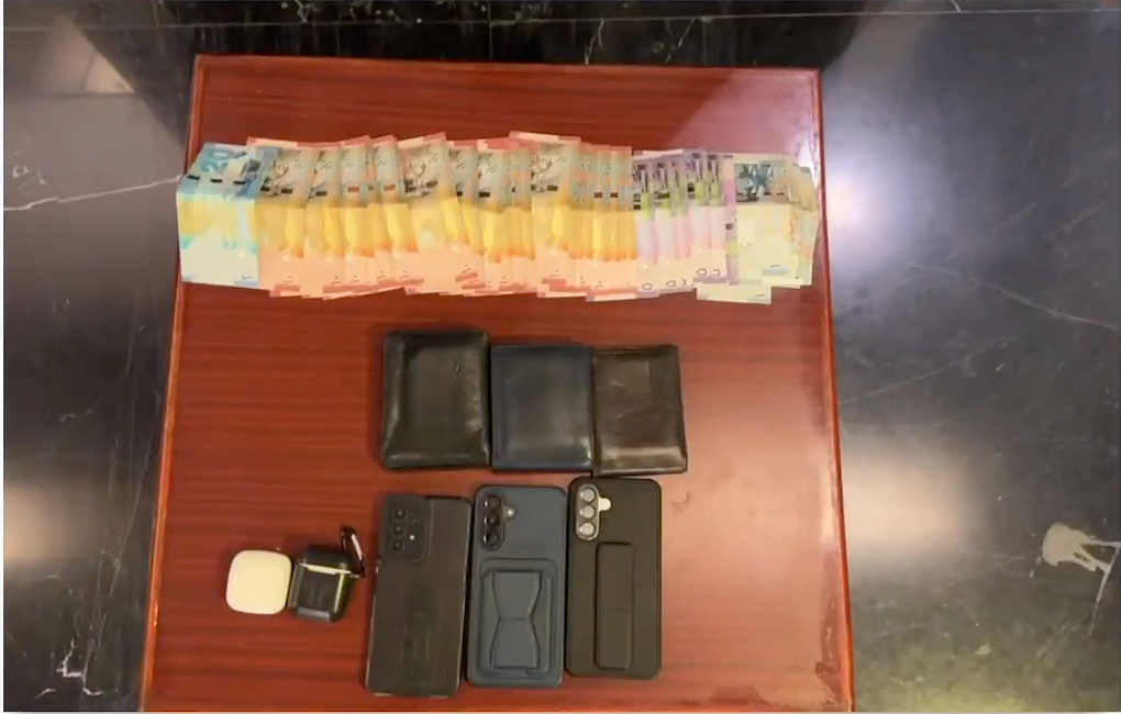 Watch: Kuwait Busts 3-Member Gang Of Thieves Who Stole From Bus Passengers