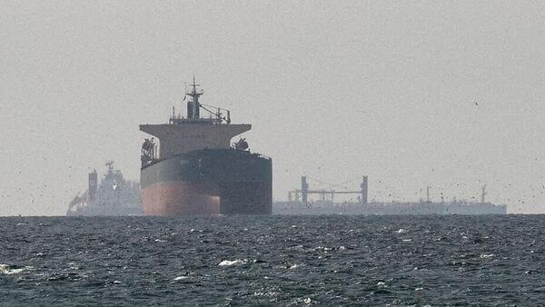Chinese Tanker Carrying Iraqi Crude Tests US Blockade Near Strait Of Hormuz Amid Trump's China Visit