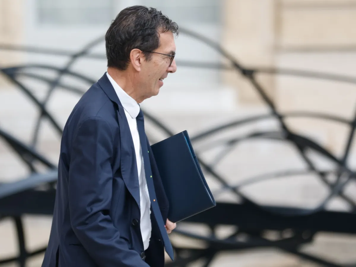 France Ups Pressure On Switzerland To Reform Cross-Border Jobless Benfits - SWI Swissinfo.Ch