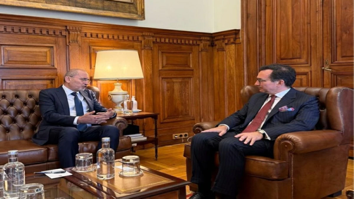 Foreign Minister Conveys King's Greetings To Portuguese President