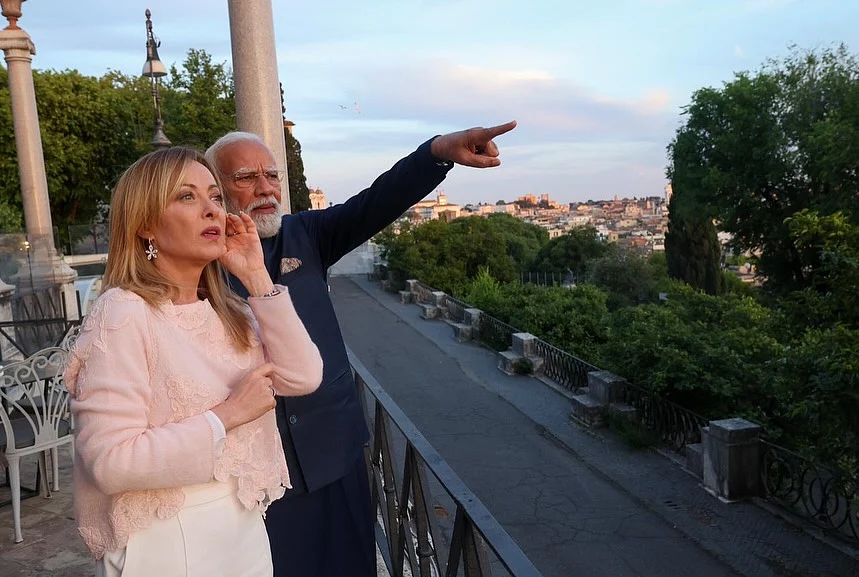 Italian PM Meloni Welcomes India's Modi In Rome, Shares Selfie From Colosseum